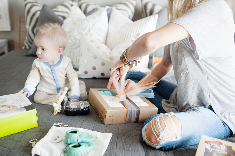 Kailee_outfit_highchair-92.