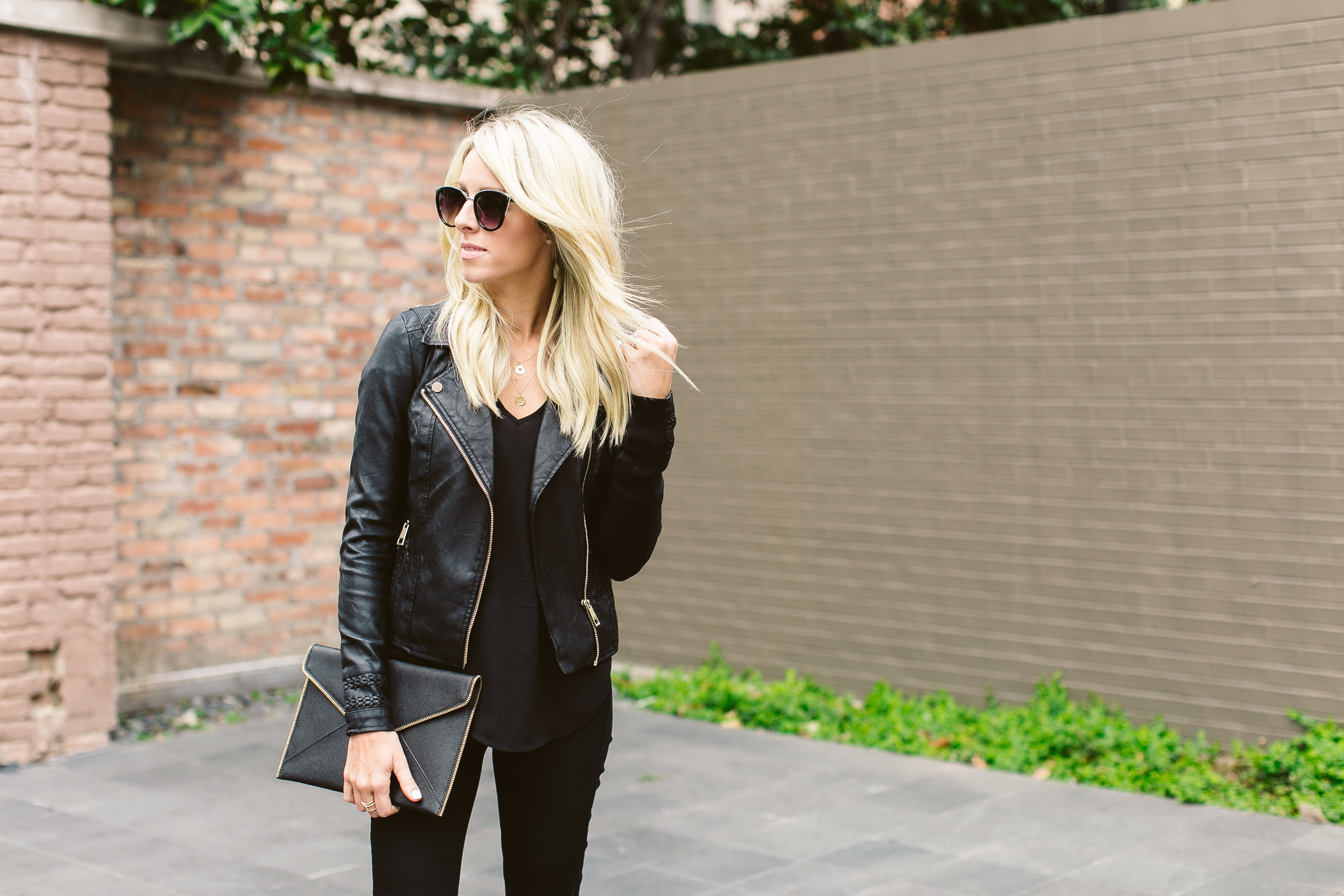 kailee-wright-black-leather-jacket