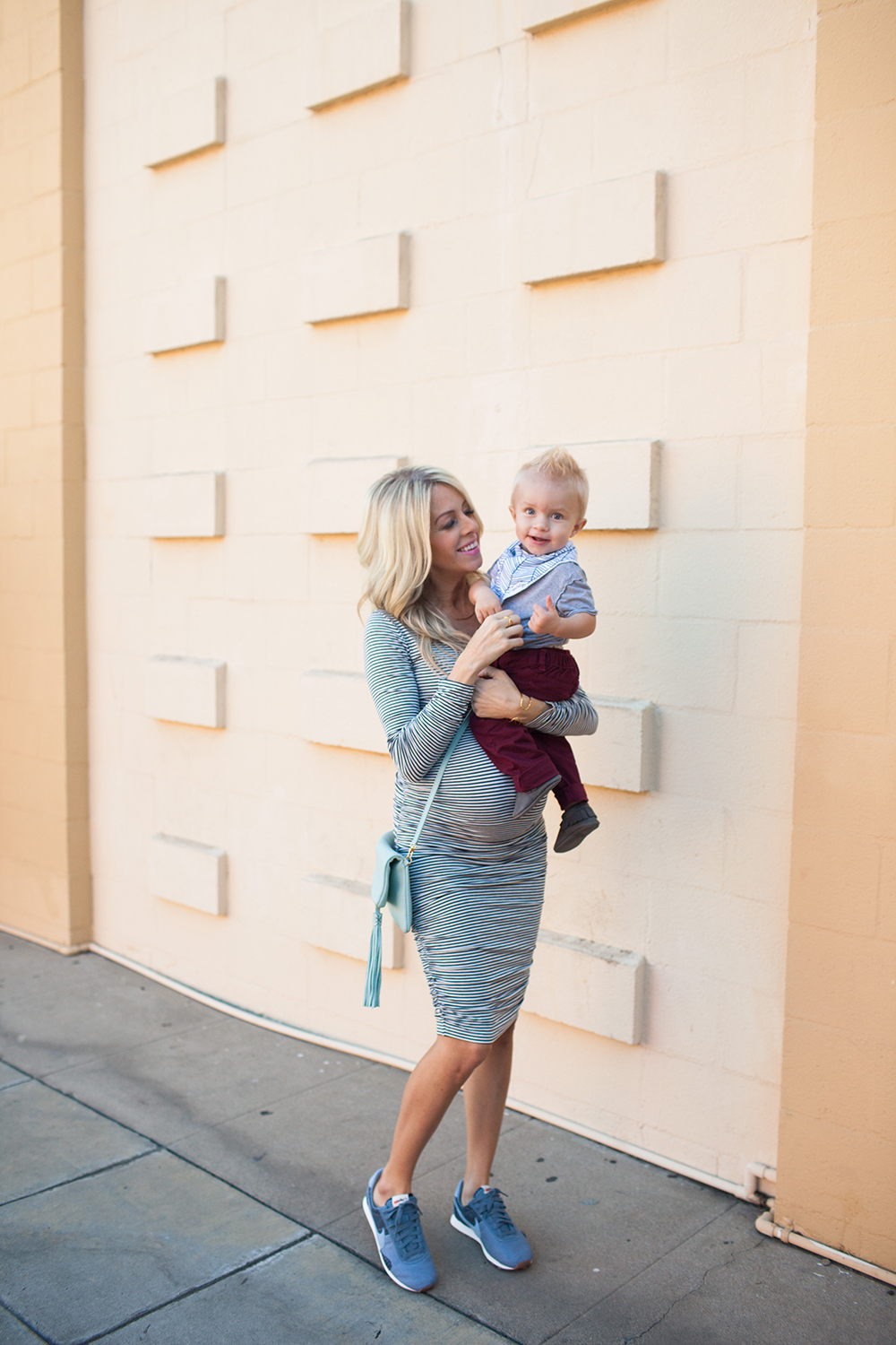 kailee-wright_navy-stripe-dress-sneakers