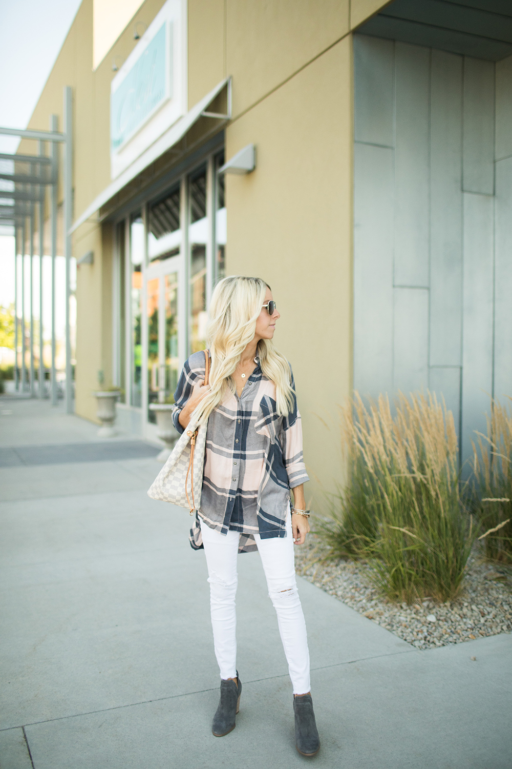 Kailee Wright_Nordstrom Anniversary Sale_Pink Grey Plaid Top