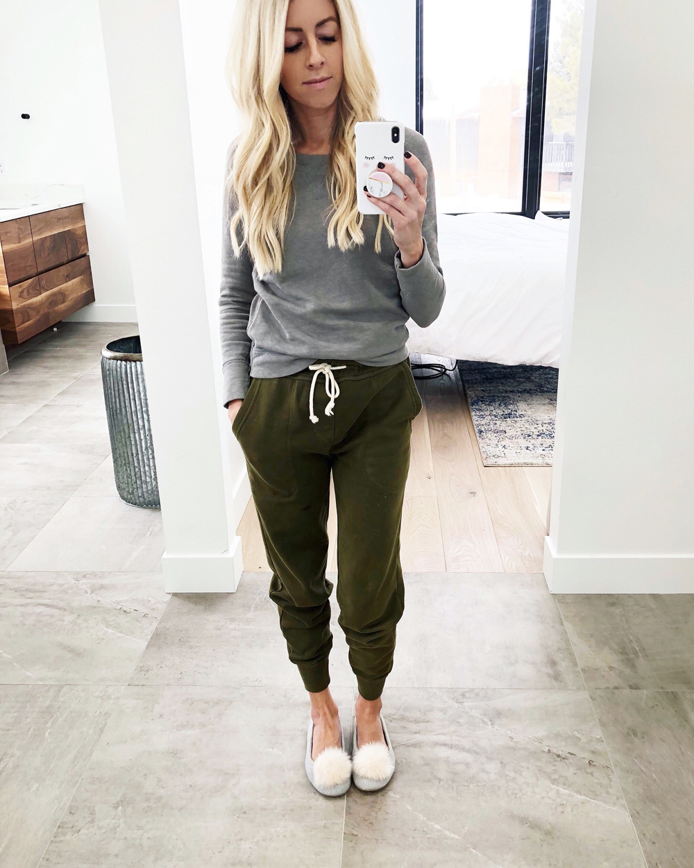 kailee wright weekly update, joggers