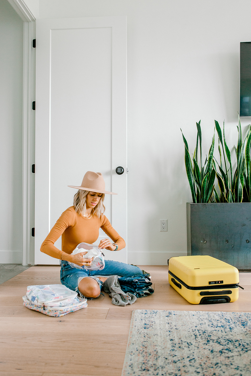 Kailee Wright Minimalist packing