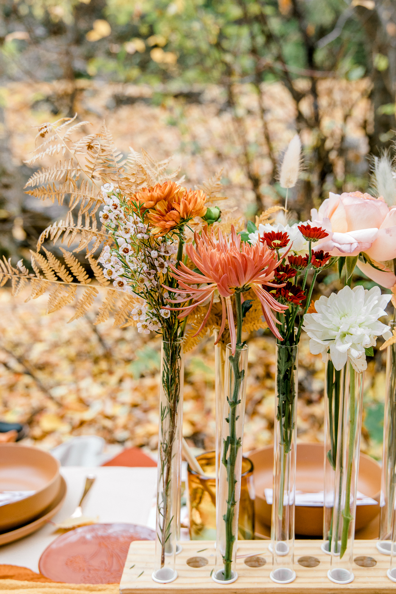 thanksgiving tablescape ideas Friendsgiving ideas 