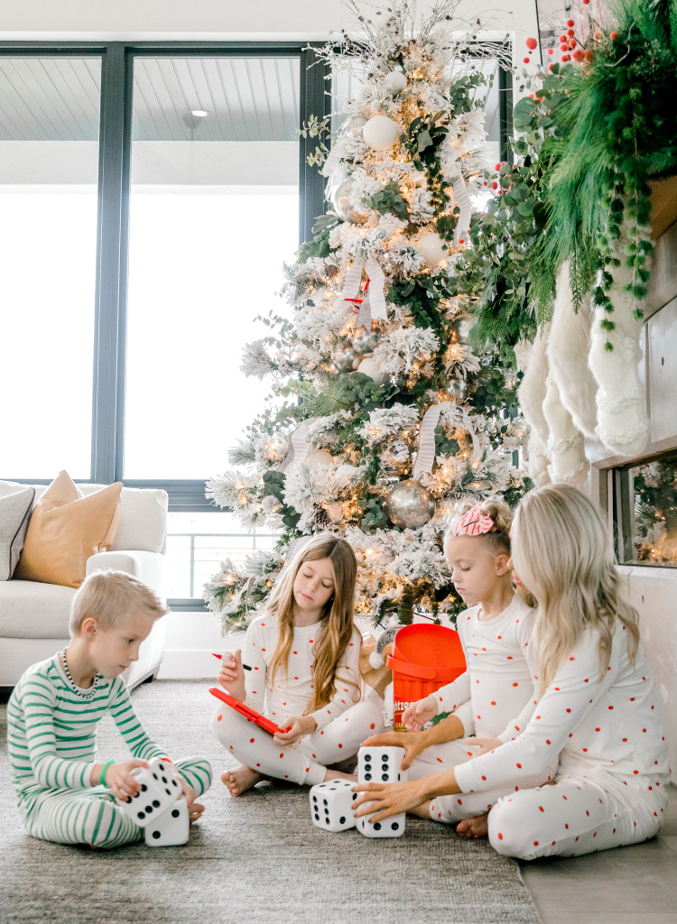 A Merry & Meaningful Christmas for Large Families Gift Ideas that Impress